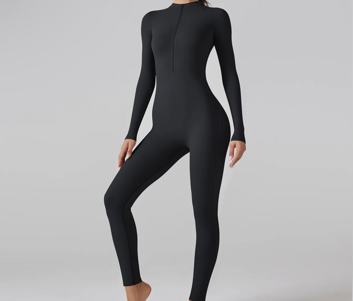 ESSENTIAL JUMPSUIT ALL COLORS