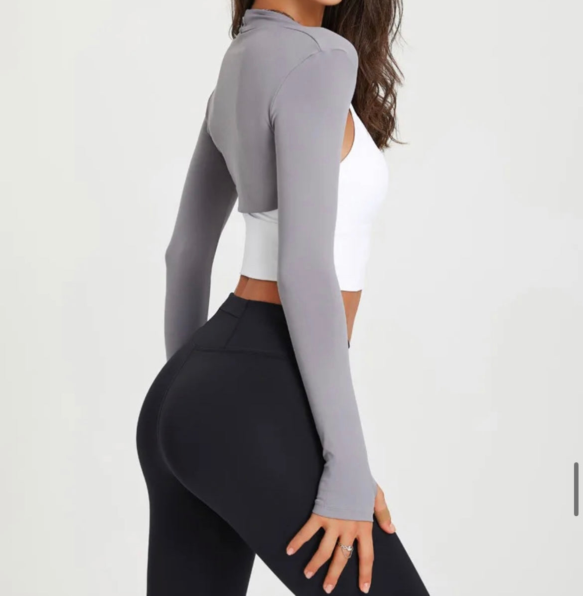 ESSENTIAL SHRUG ( BOLERO)