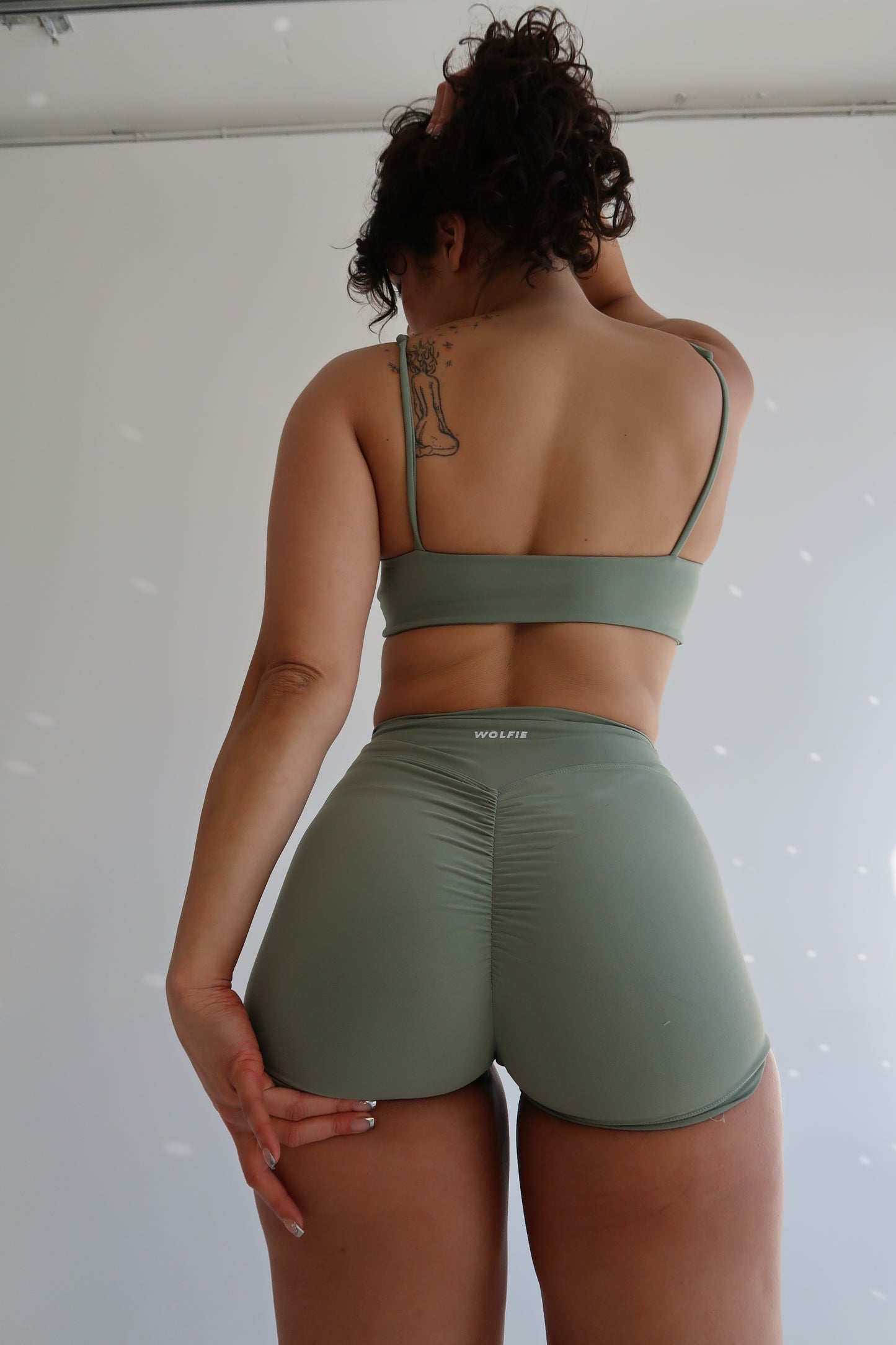 25’ SHORTS ( ALL COLORS)