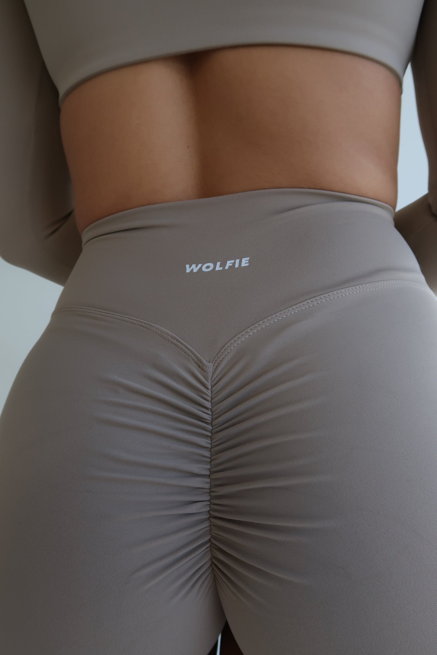 25’ SHORTS ( ALL COLORS)